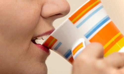 Read more about the article Coffee and Doughnuts: Worst Breakfast for Your Teeth