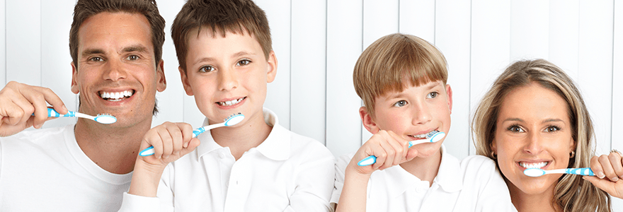 Read more about the article How to Find The Right Dentist For Your Family?